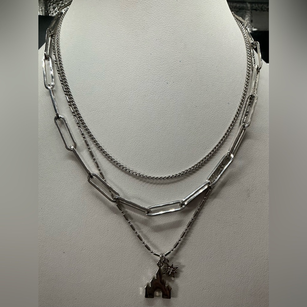 DISNEYLAND CASTLE STAR SILVER TONE MULTI LATER NECKLACE DISNEY TAG